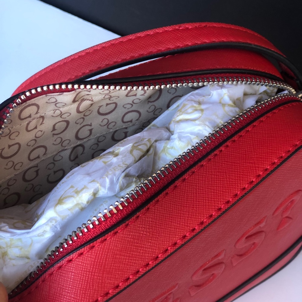 NEW🔥 GUESS RIDGEN RED CROSSBODY - Picture 7 of 12